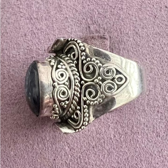 Natural Blue Sapphire Cabochon Sterling Silver Ring - Picture 2 of 2